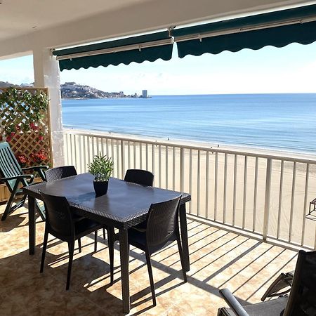 Beachfront And Renovated Apartment كولرا المظهر الخارجي الصورة