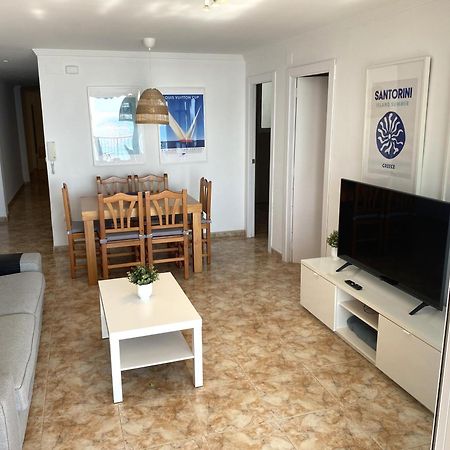 Beachfront And Renovated Apartment كولرا المظهر الخارجي الصورة